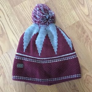 Burton knit Pom beanie, NWOT